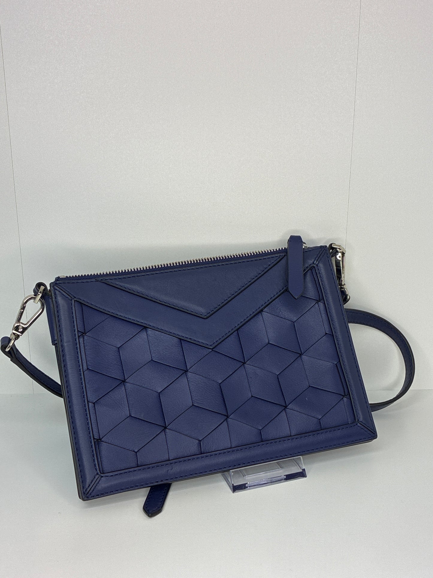 Weldon- Wanderer Crossbody