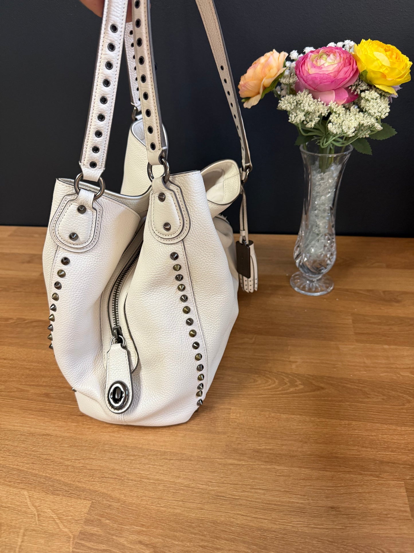 Coach Edie 31 in Chalk White