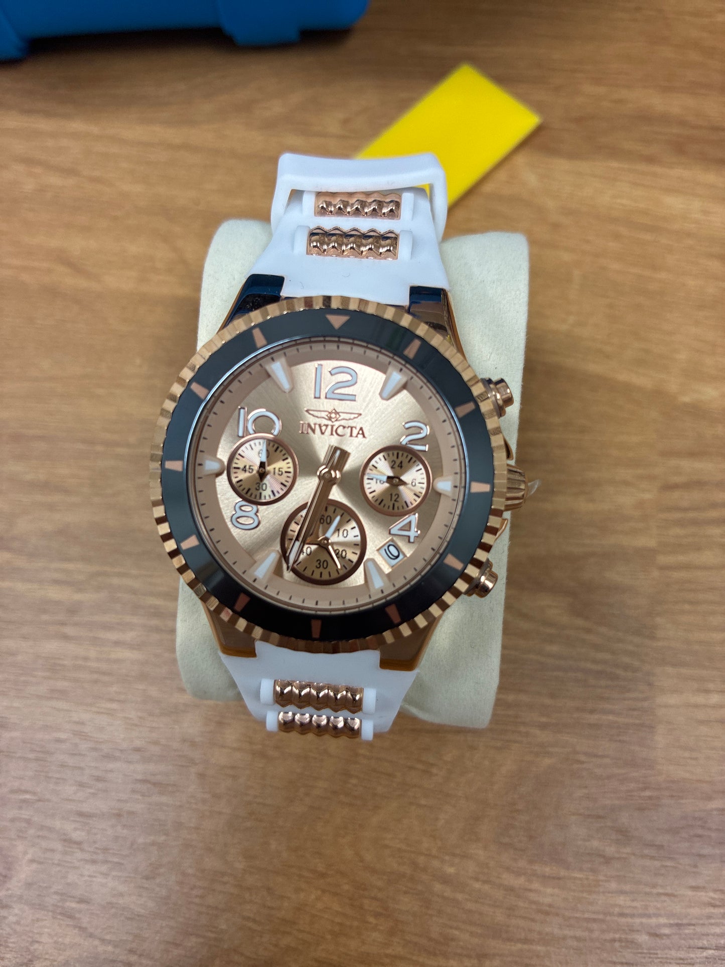 36910 Invicta- BLU Chronograph Quartz Rose Gold Dial Ladies Watch