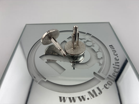 Round silver cufflinks crossed lines