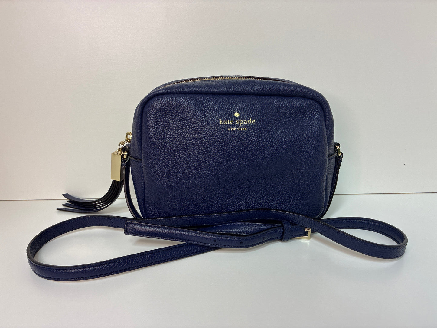 Kate Spade- leather camera bag crossbody