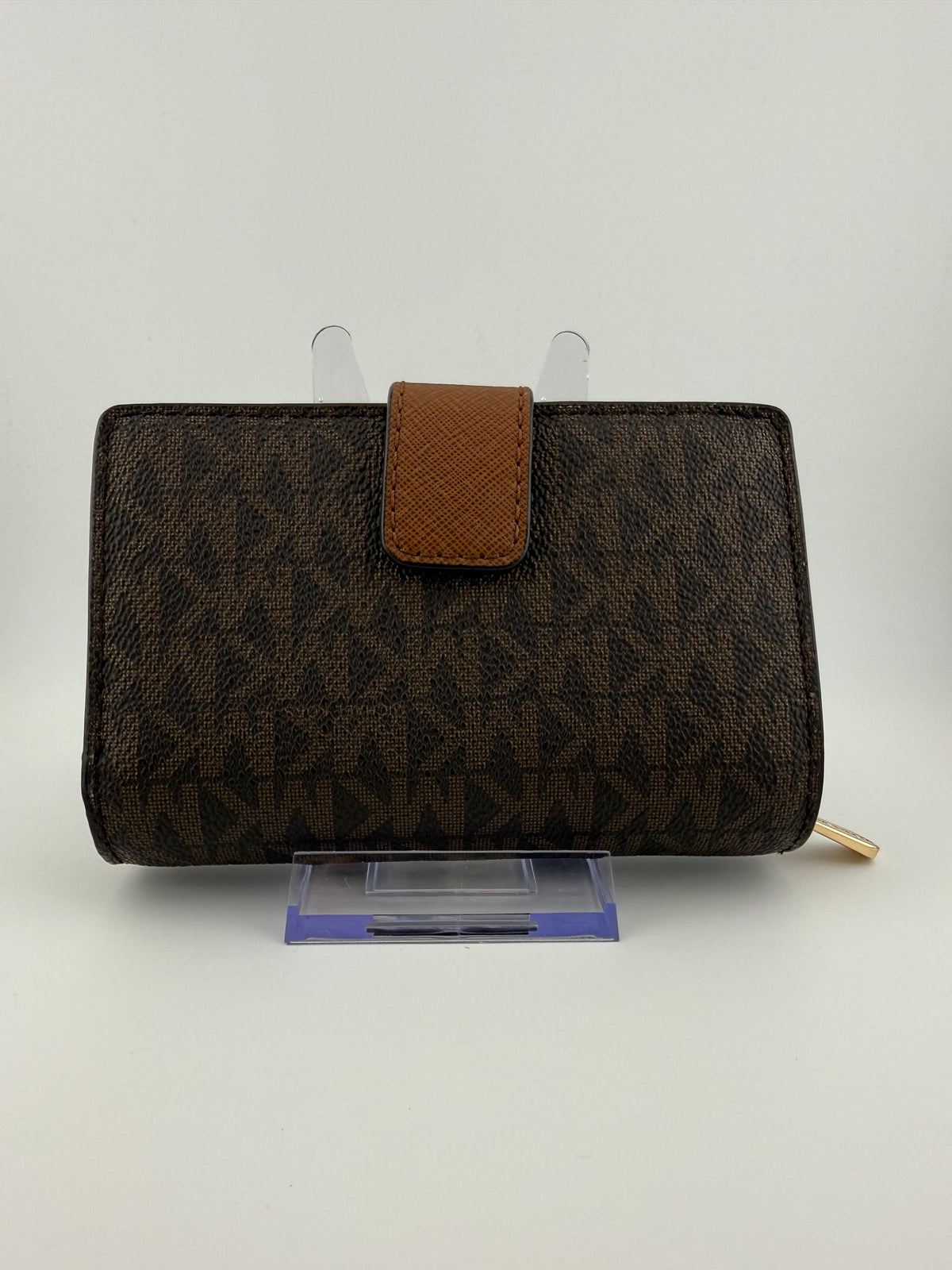 Michael Kors Jet Set Travel Medium Bifold Coin Zipper Wallet