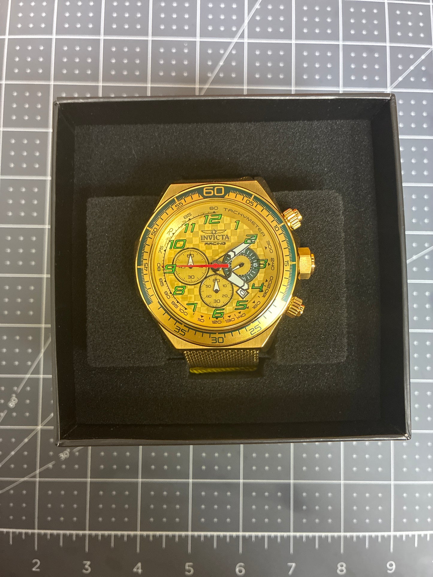 Invicta 47902