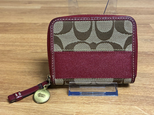 Vintage Coach compact, zip-around coin case / small wallet- C06B-40019