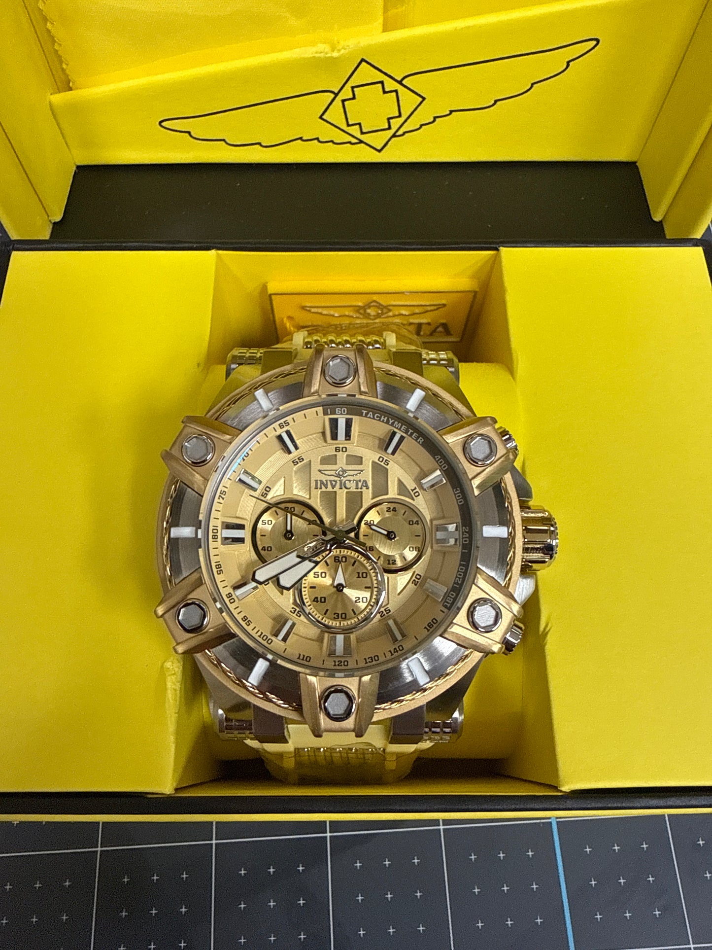 Invicta Bolt Surge Watch - 52mm. Ivory. Steel (49808)