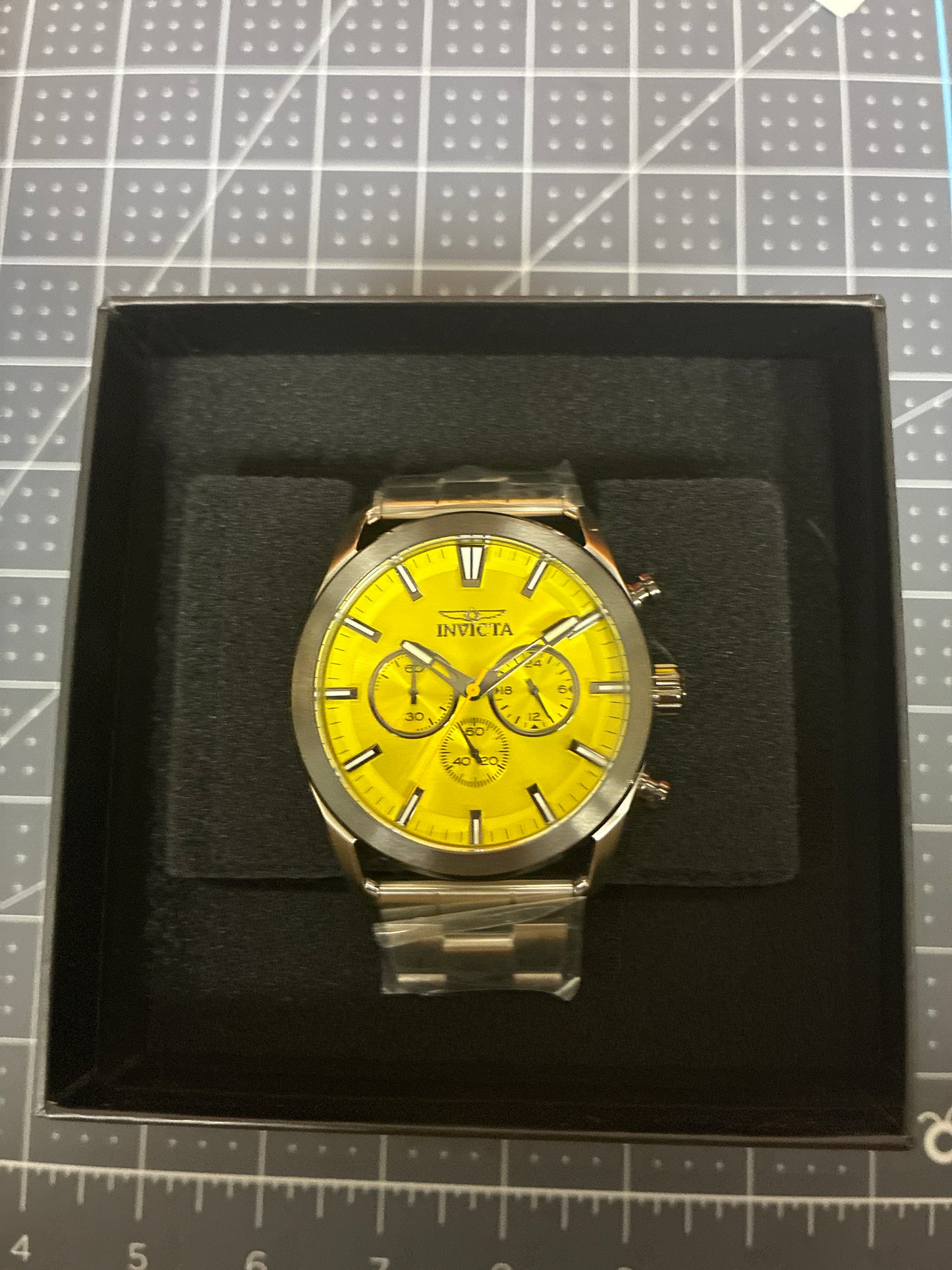Invicta 50432