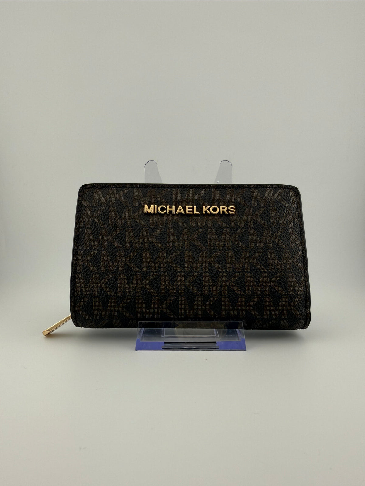 Michael Kors Jet Set Travel Medium Bifold Coin Zipper Wallet