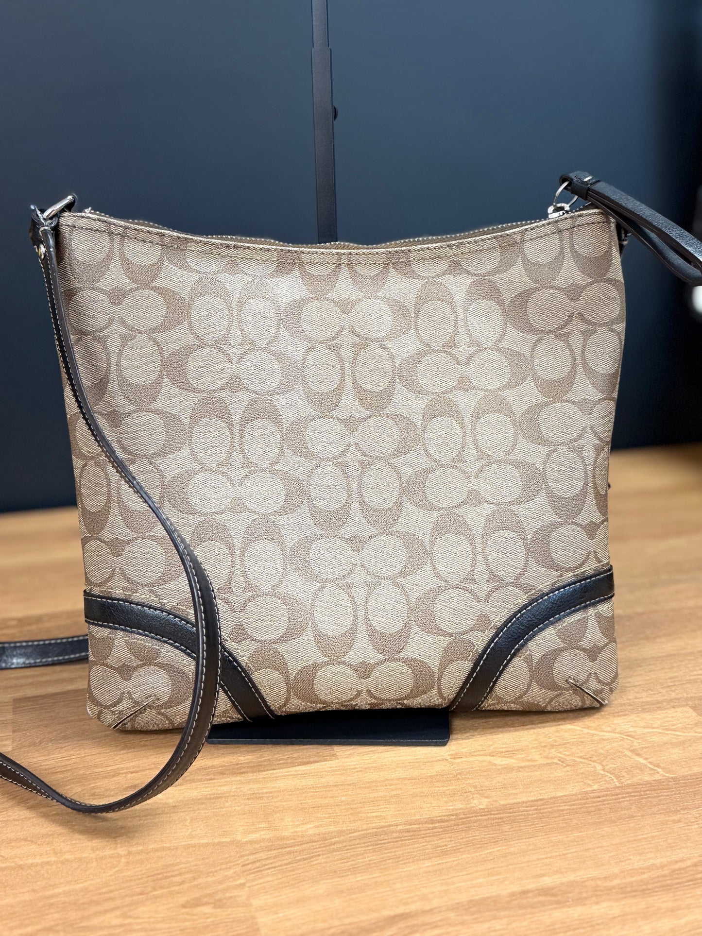 Coach - Peyton crossbody bag signature