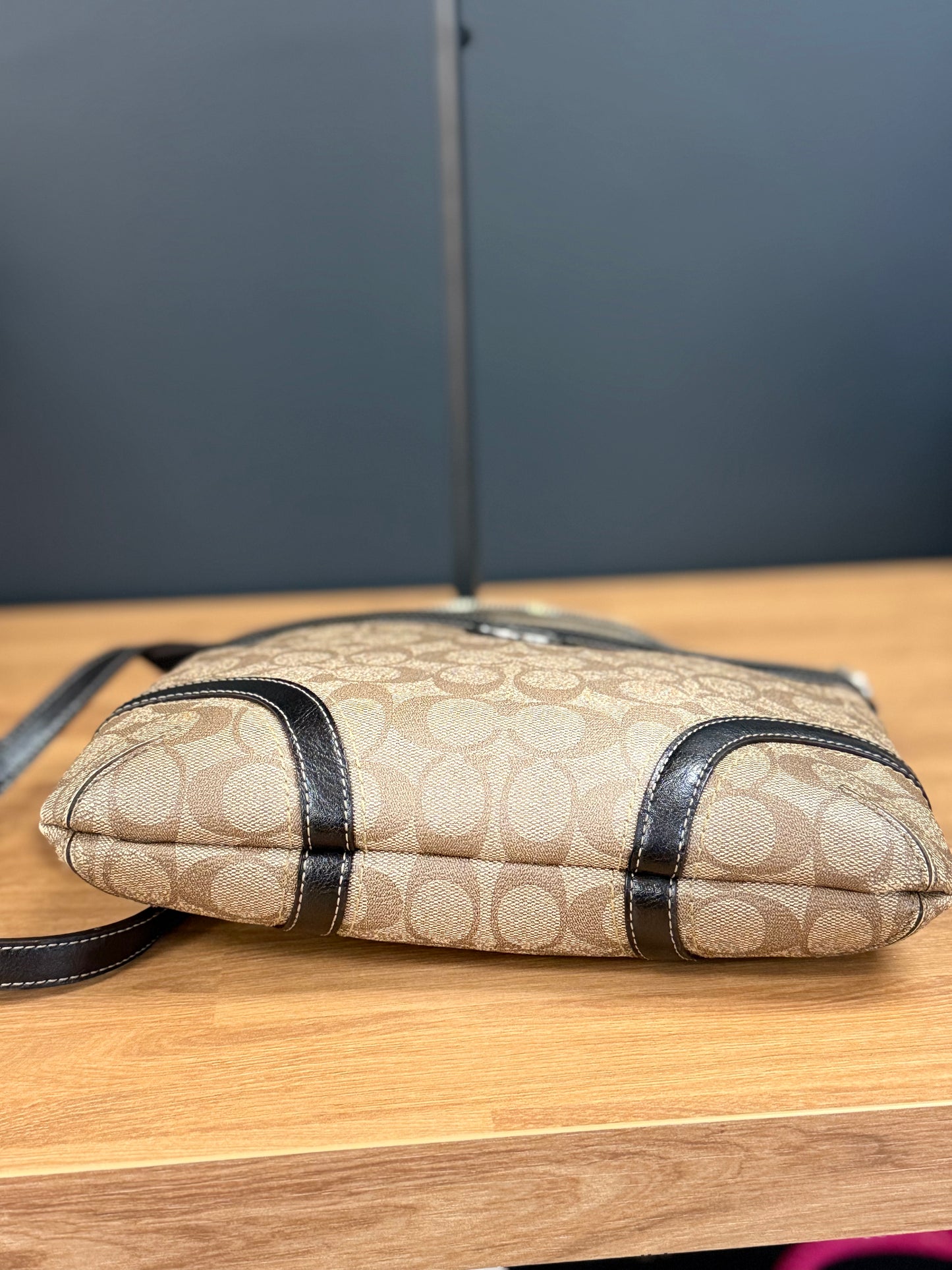 Coach - Peyton crossbody bag signature