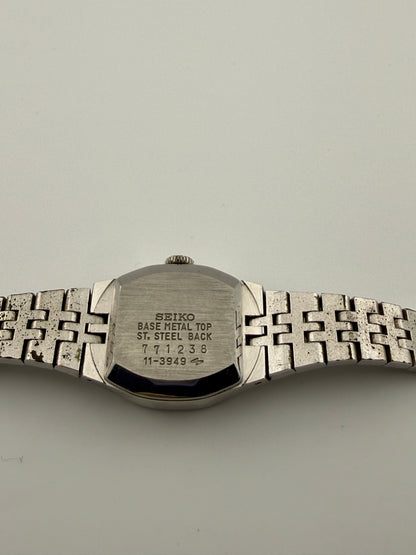 Vintage Seiko 11-3949 ladies' mechanical watch, Blue Sunburst Dial