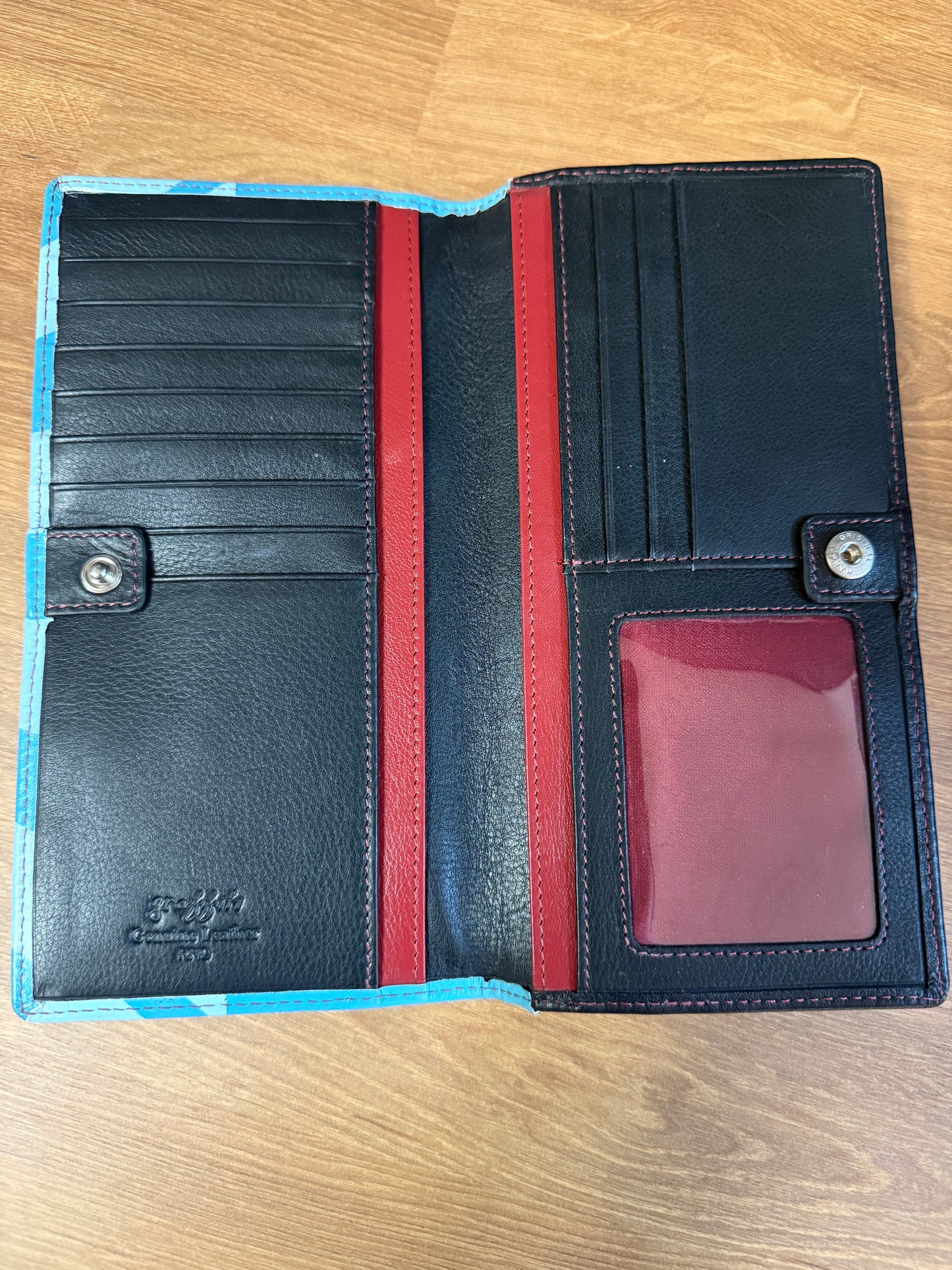 Graffiti Long Wallet Leather Penguin "Abbey Road"