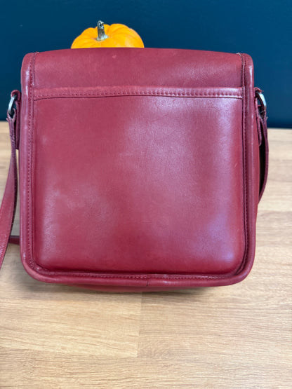 Vintage Coach Companion Flap bag in a rich currant/ red glove tanned leather, style #9076, 1990s