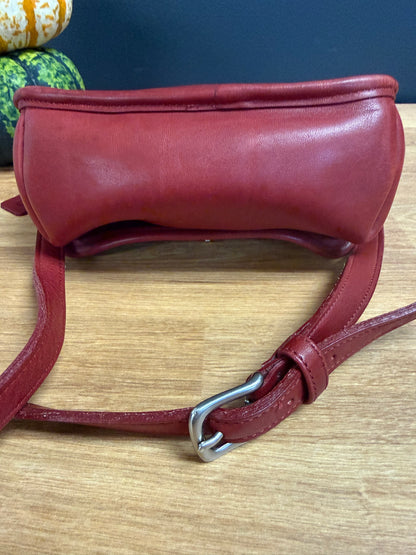 Vintage Coach Companion Flap bag in a rich currant/ red glove tanned leather, style #9076, 1990s